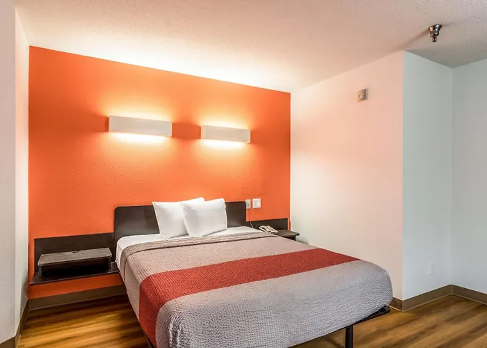 Hotel 6-harvey, Il 4*
